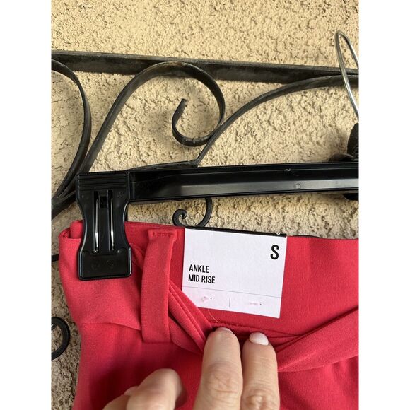 Express Mid Rise Paper bag Knit Pants - Size Small - Salmon Pink - Picture 6 of 11